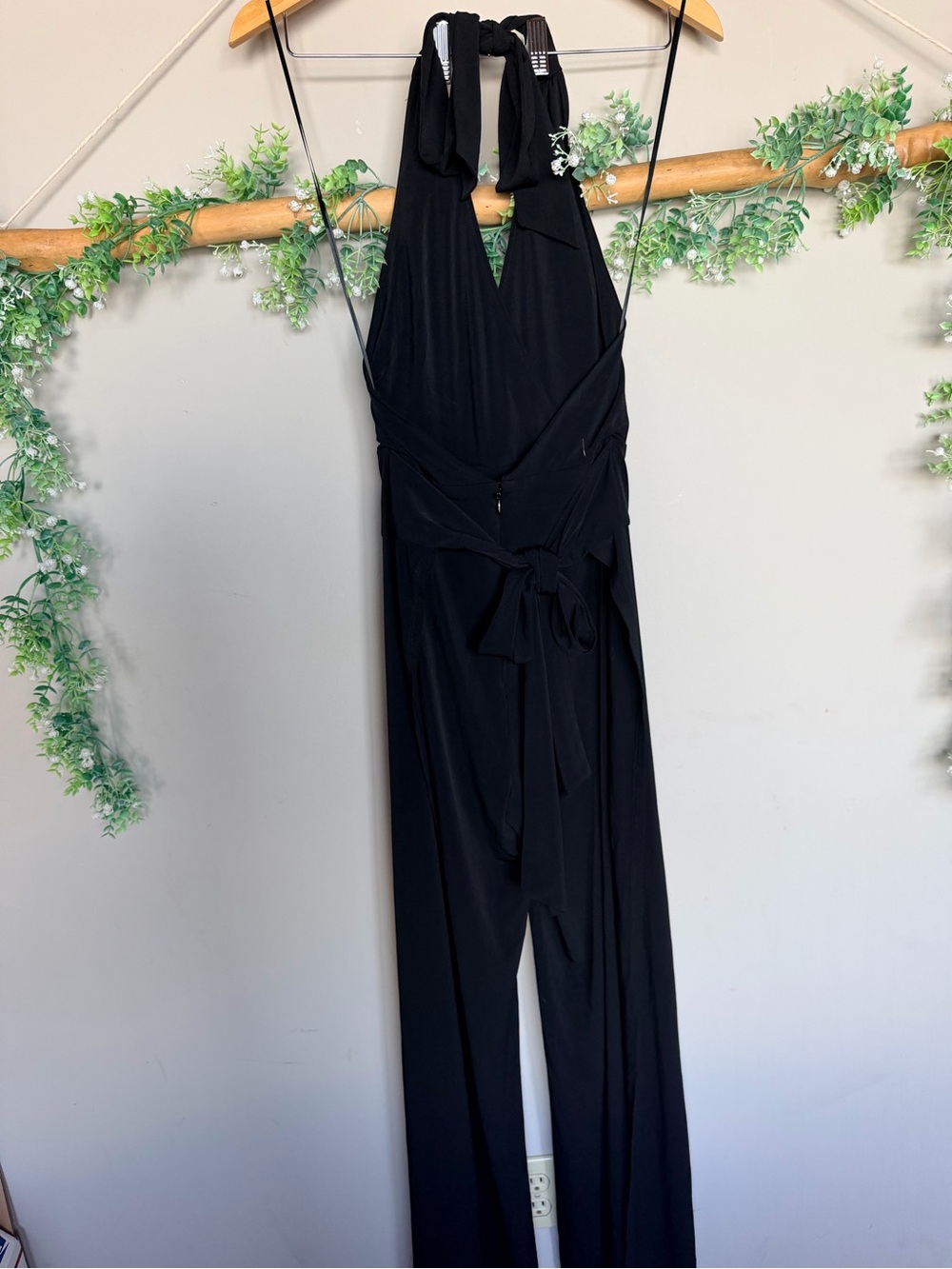 NWT Cache Halter Wide Leg Jumpsuit Open Back XS - Picture 3 of 7